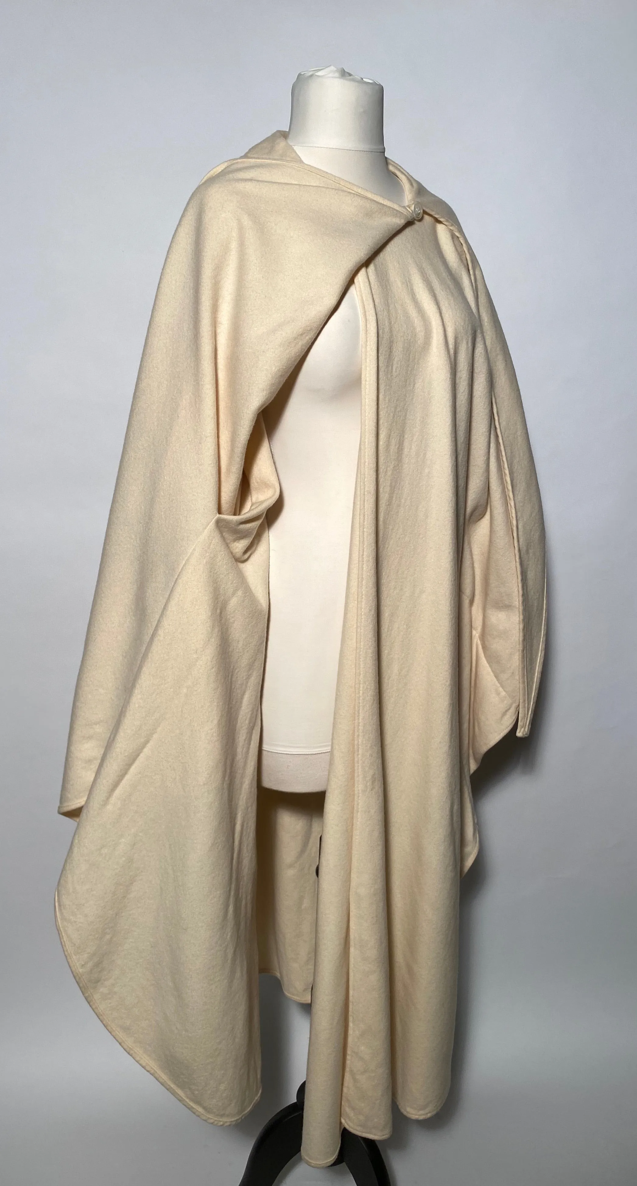 1970s Spring Virgin Wool Hooded Cream Poncho Cape By Also Gordon