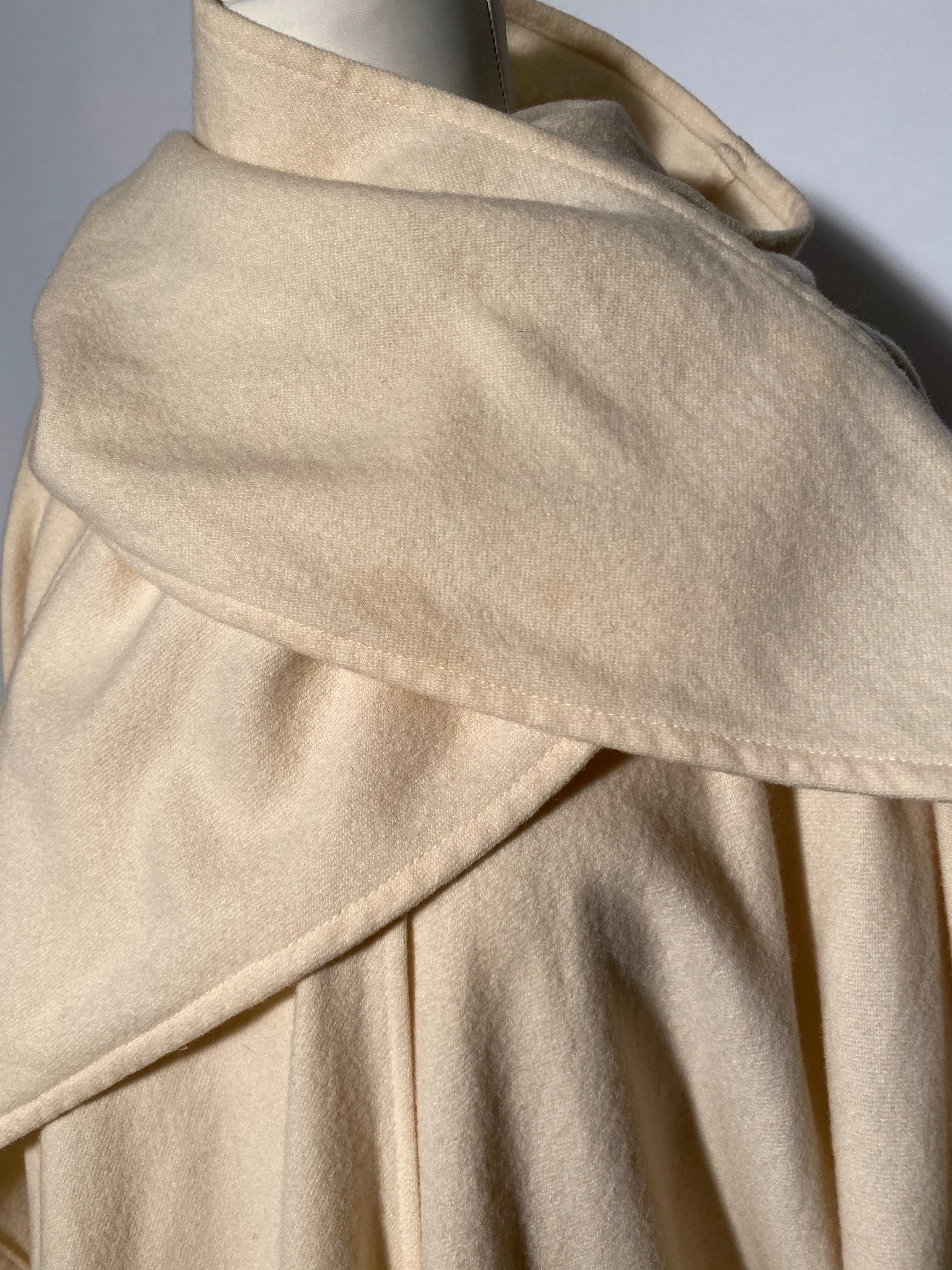 1970s Spring Virgin Wool Hooded Cream Poncho Cape By Also Gordon