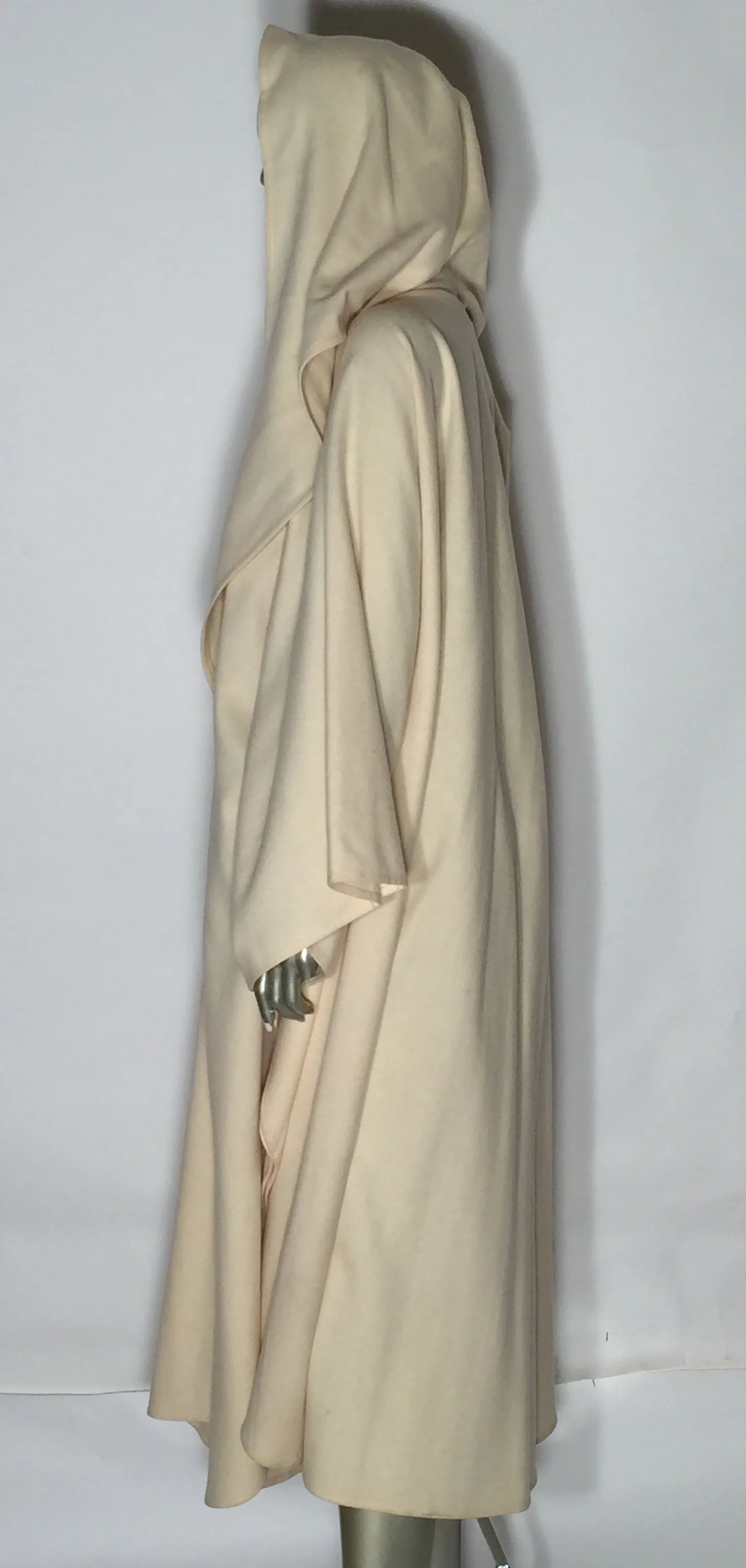 1970s Spring Virgin Wool Hooded Cream Poncho Cape By Also Gordon