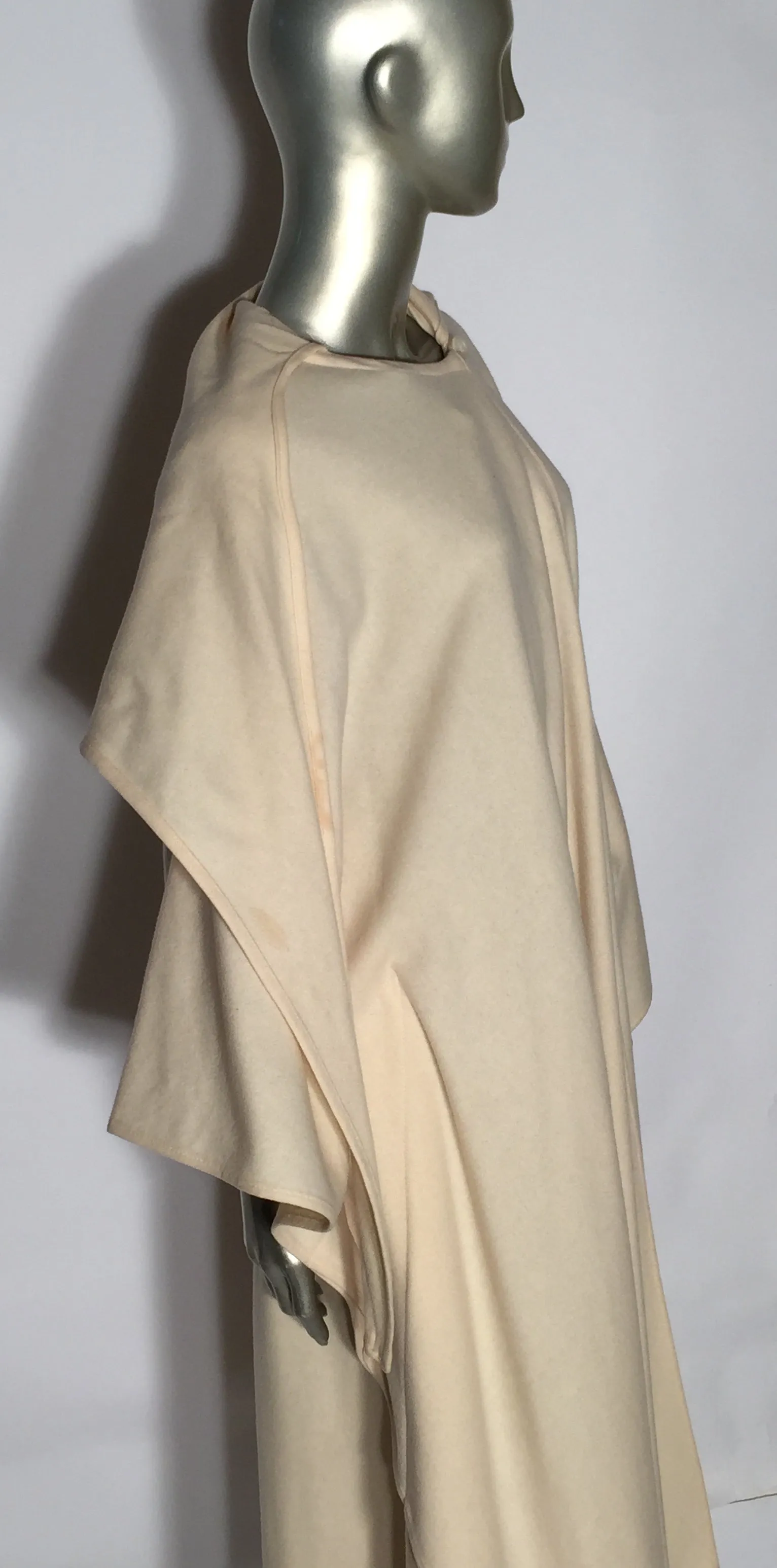 1970s Spring Virgin Wool Hooded Cream Poncho Cape By Also Gordon