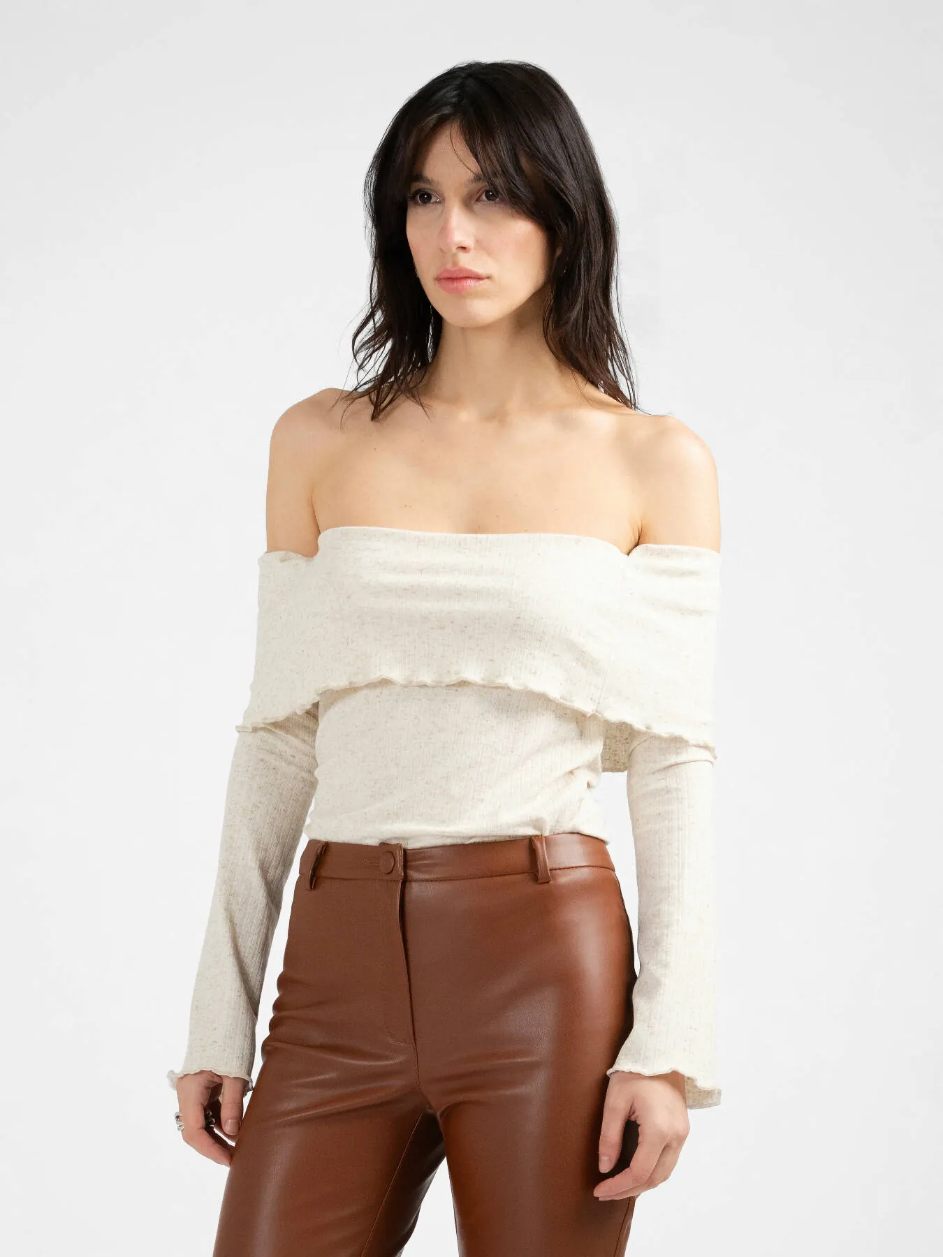 CAYETANA Off-shoulder Top