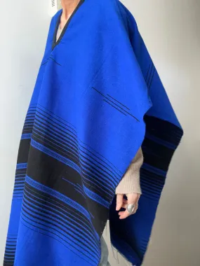 En Telar Woven Poncho Blue