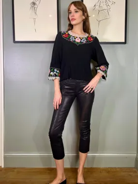 Gaby, 70s floral embroidered top