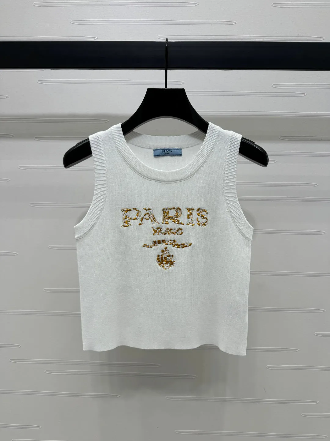 jacquard embroidered knitted vest