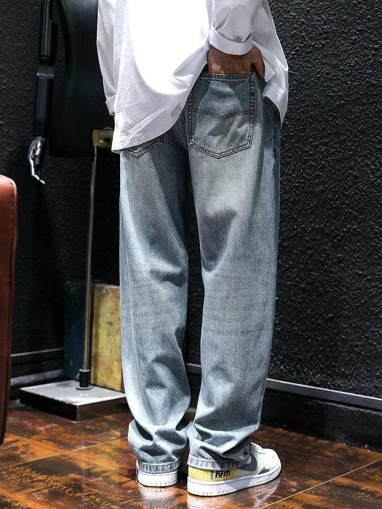 Light-colored Simple Straight Jeans P0063