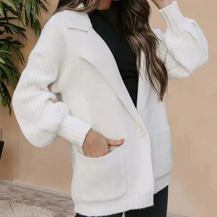 Margiela Maris Cardigan | Elegante gebreide cardigan met gevouwen kraag voor dames
