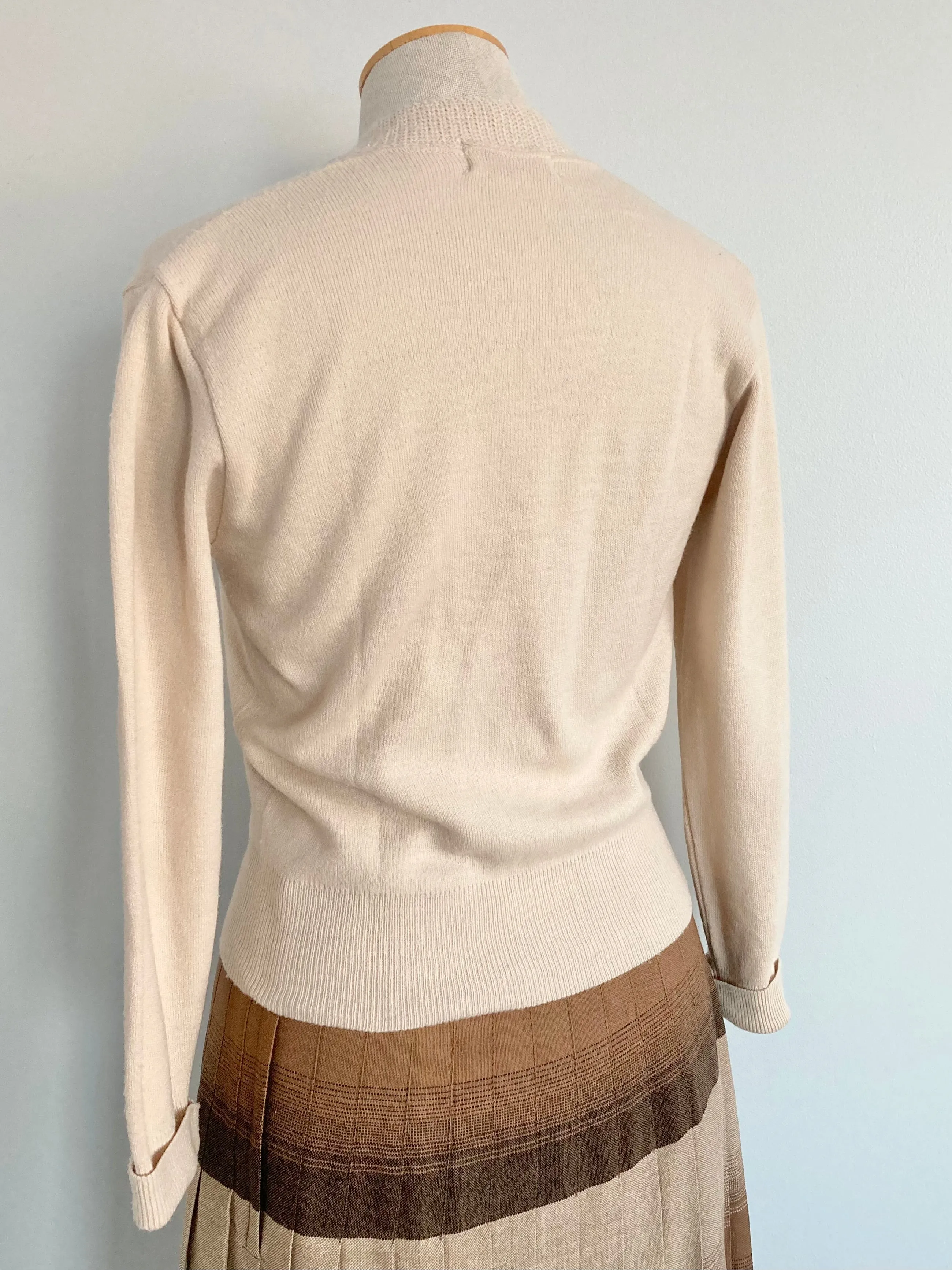 Midcentury Orlon Cardigan with Embroidered Parrot, Size XS/S