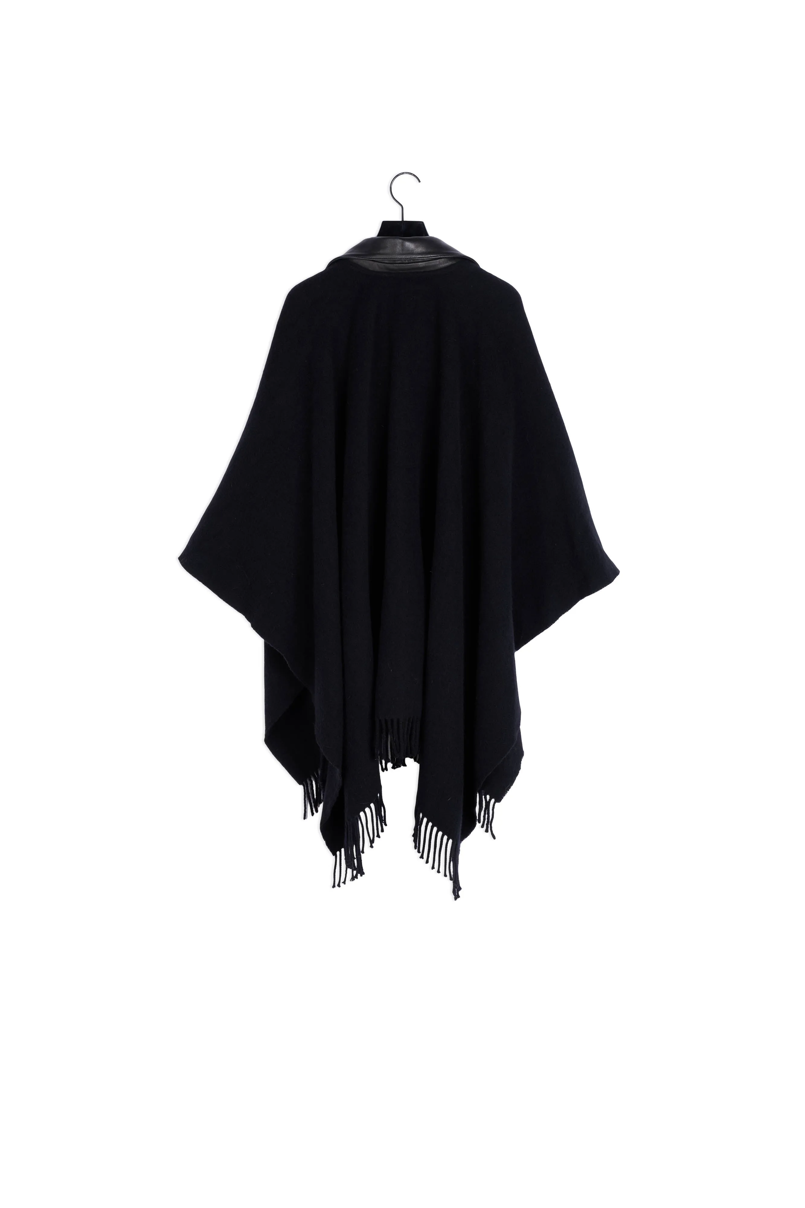 Poncho laine noir à franges col biker