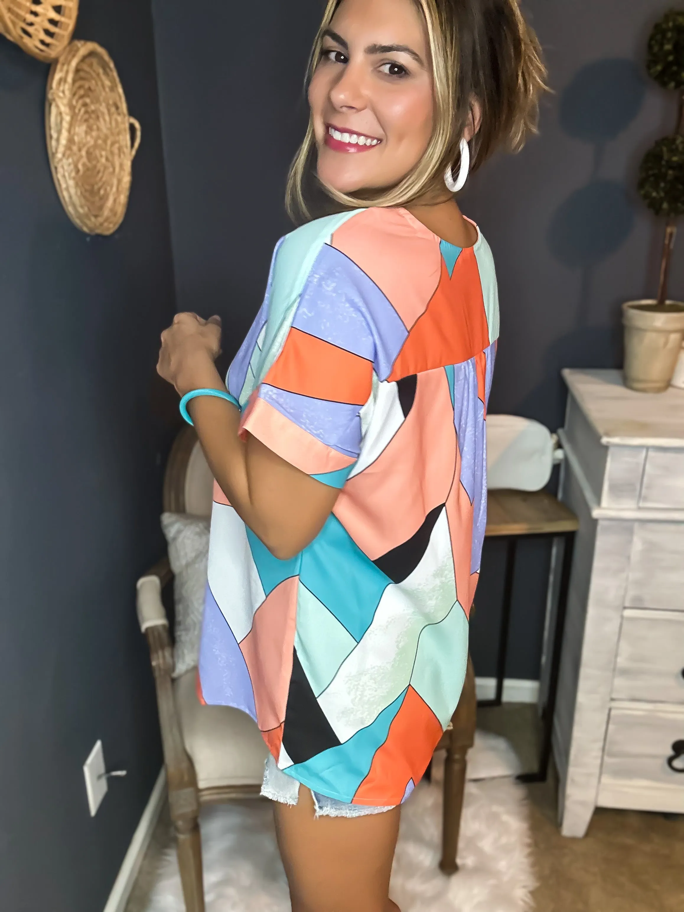 Slice of Life Geometric Print Blousr