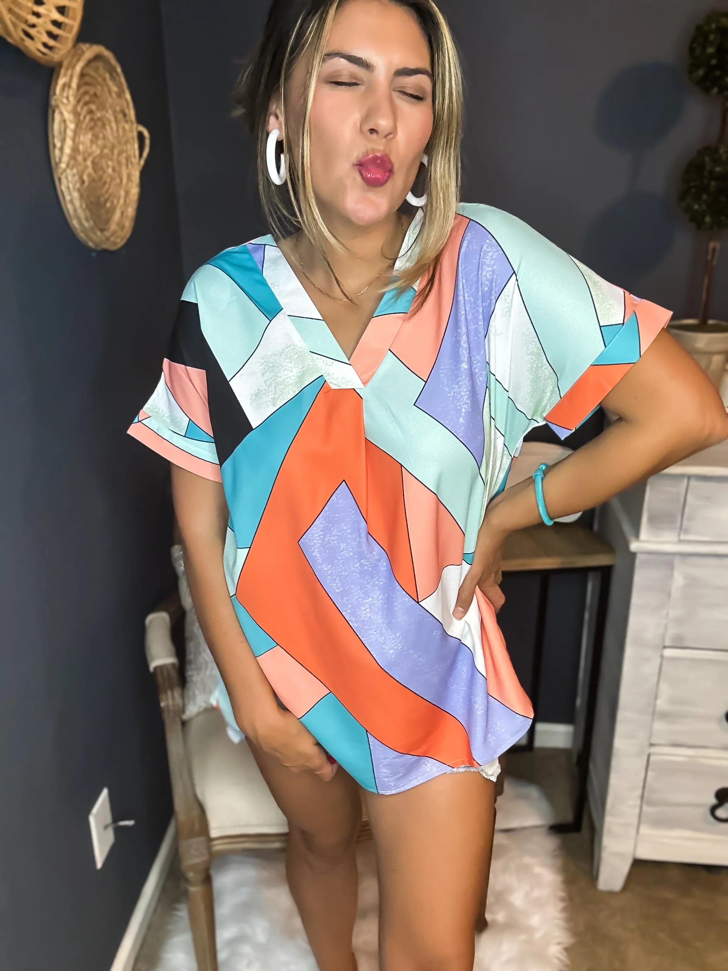 Slice of Life Geometric Print Blousr