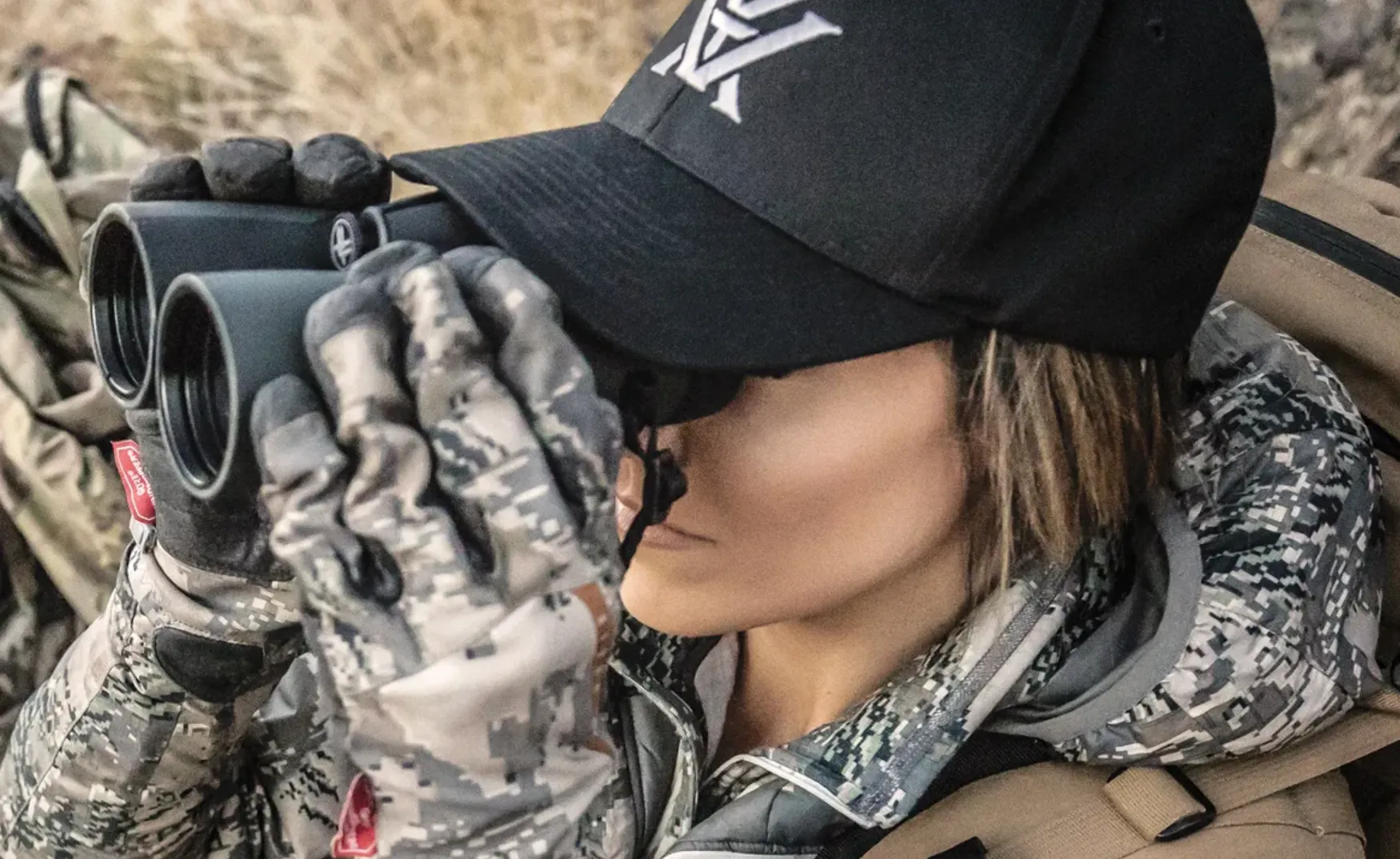 VORTEX CROSSFIRE HD 8X42 BINOCULAR