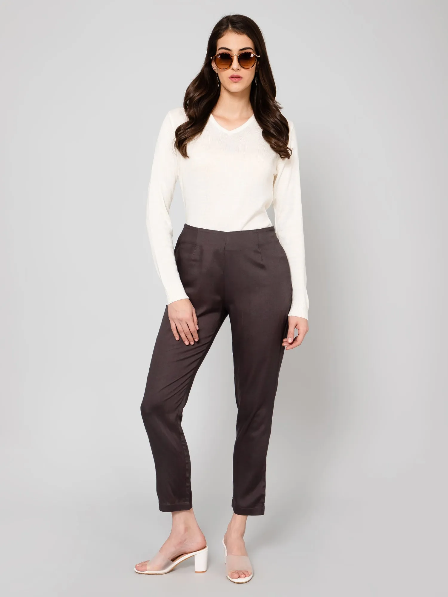 Women's   Grey   Flat Front Mid rise Pants