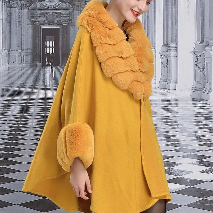 Women's Winter Thick Loose Poncho With Faux Rabbit Fur